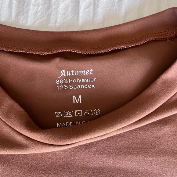 Women’s Stretchy Fitted Tee Shirt Set - Picture 2 of 5